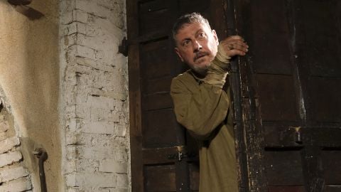 Sergio Castellitto est un Boccace à la Virgile dans Dante de Pupi Avati : notre interview vidéo
