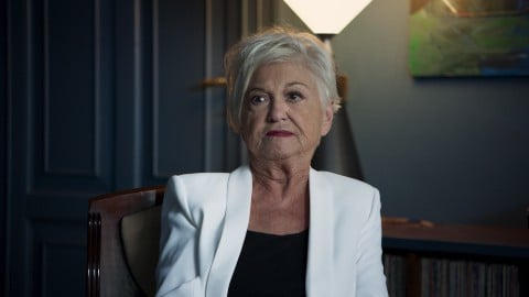 Sur Netflix les docu-séries sur le plus célèbre vendeur de télévision italien, la bande-annonce officielle