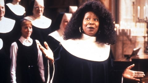 Whoopi Goldberg est très prêt à revenir en tant que sœur Maria Claretta