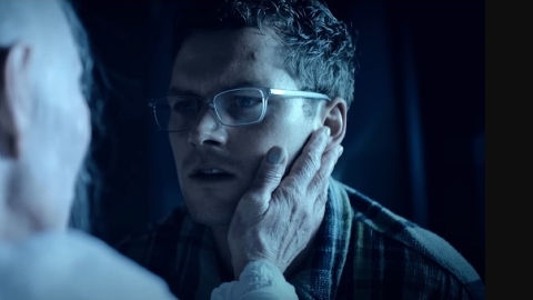 un homme en découvre un autre lui-même dans une vieille maison dans la bande-annonce d'horreur de Blumhouse