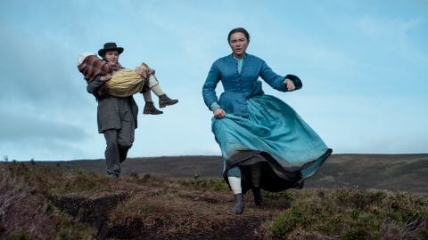 Florence Pugh dans la bande-annonce de The Prodigy, un film Netflix basé sur le roman d'Emma Donoghue