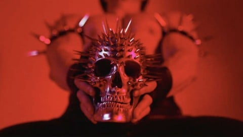 La première bande-annonce nous emmène dans un New York dangereux et super queer