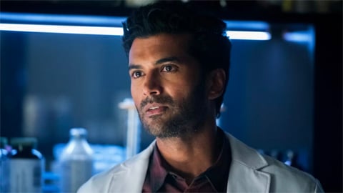 Sendhil Ramamurthy combattra la Doom Patrol dans la saison 4