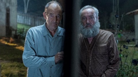 Critique de mon voisin Adolf