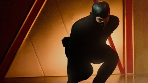 Diabolik 2 - Ginko à l'attaque !  crime avec style : entretien vidéo avec les frères Manetti et Giacomo Gianniotti