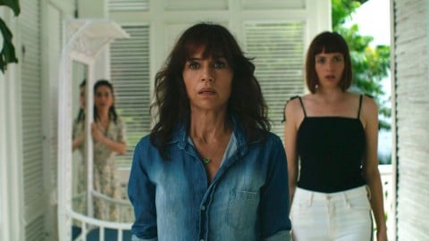 La bande-annonce officielle du thriller policier avec Carla Gugino