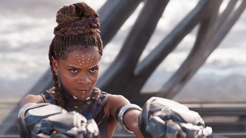 Letitia Wright tendue sur la polémique contre les vaccins