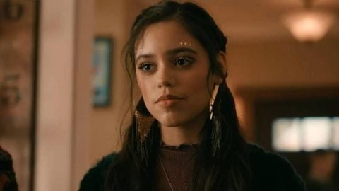 Jenna Ortega joue dans une comédie romantique avec une co-star mercredi