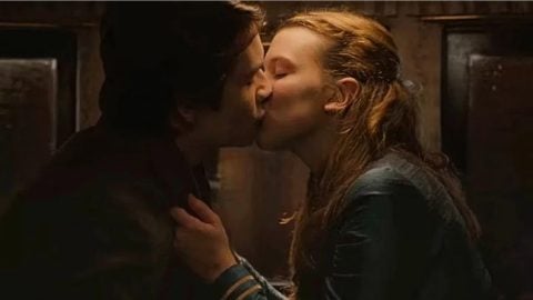 "Ne jamais embrasser un collègue sans son consentement"