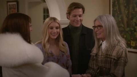 Richard Gere, Diane Keaton et Emma Roberts dans la première bande-annonce de la comédie romantique