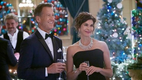 Un bisou avant Noël, la comédie romantique sur Rai 2 en avant-première à la télévision