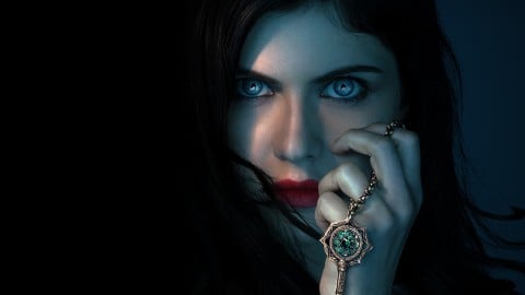Une nouvelle bande-annonce révèle les pouvoirs du protagoniste incarné par Alexandra Daddario