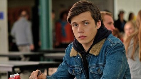 dans la première télé le film avec Nick Robinson