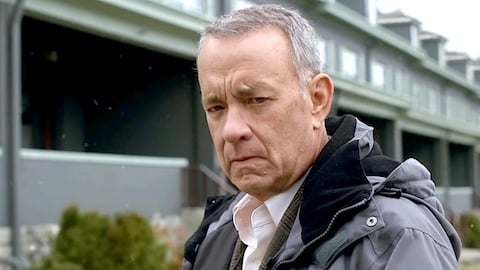 La femme de Tom Hanks voulait George Clooney et il est allé dormir sur le canapé pendant 10 jours