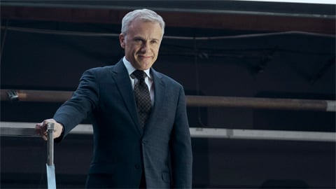 Première bande-annonce et date du thriller Prime Video avec Christoph Waltz