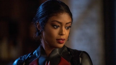 Après Batwoman, Javicia Leslie repart du pilote d'un roman policier d'ABC