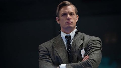Joel Kinnaman sera l'analyste de la CIA qui a interrogé Saddam Hussein dans une mini-série