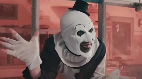 Le réalisateur de la saga d'horreur slasher travaille sur un film produit par Sam Raimi