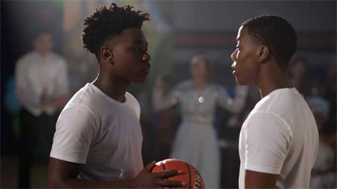 La bande-annonce officielle de la nouvelle série Disney+ produite par la star de la NBA LeBron James