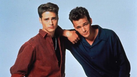 Luke Perry, Jason Priestley se souvient d'un ami décédé trop tôt et envoie un message émouvant aux fans