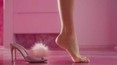 Barbie, Margot Robbie confirme un détail de la scène emblématique de la bande-annonce : "Ce sont mes pieds"
