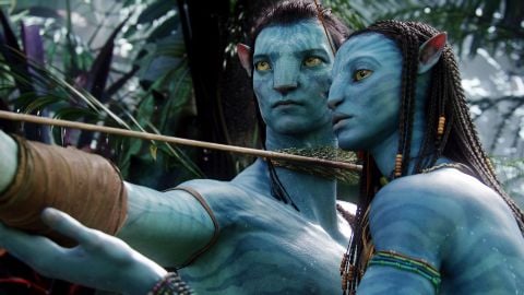 Dans la version sur Disney+ ajout d'une nouvelle scène en lien avec la suite