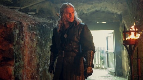 La bande-annonce italienne officielle de la dernière saison d'Henry Cavill