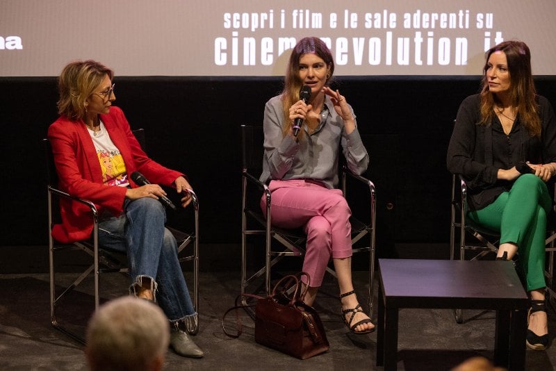 dans les salles ouvertes tout l'été on peut aller au cinéma pour 3,50 euros
