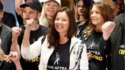 AFTRA - Les règles directrices et les activités suspendues par la grève syndicale des acteurs