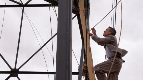 Christopher Nolan explique pourquoi il n'y a pas de séquences Hiroshima et Nagasaki