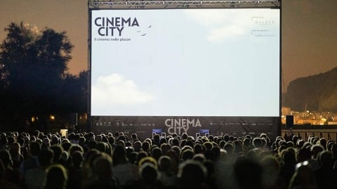 Cinema City 2023 revient pour animer les soirées palermitaines au bord de la mer.  Parmi les invités Roberta Torre