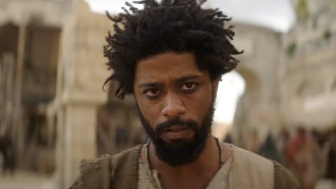 la bande-annonce du film biblique irrévérencieux avec Lakeith Stanfield qui veut être le Messie