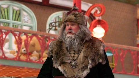 Eric Stonestreet est un Père Noël fou sur les photos de la deuxième saison