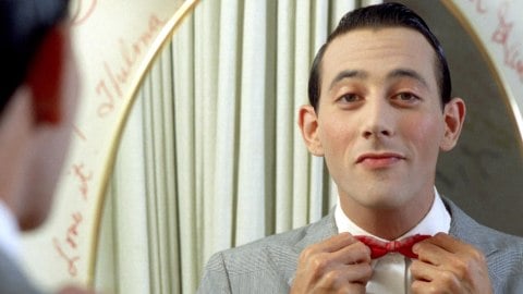 Quiz Lady - La comédie Hulu présente une apparition posthume de Paul Reubens
