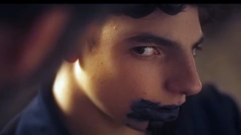 la bande-annonce d'un nouveau film d'horreur terrifiant sur le thème démoniaque venu tout droit d'Argentine