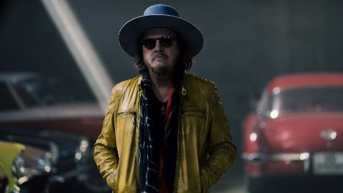 Ce diable Zucchero, l'âme émouvante et la voix brisée par la tribulation