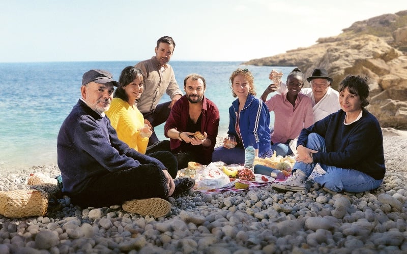 Et la fête continue !  Revoir