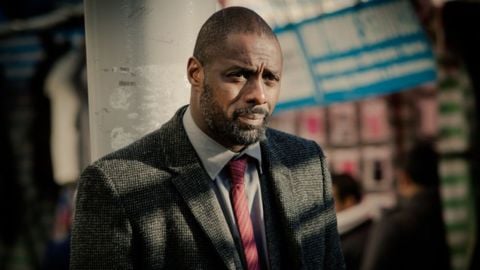 Idris Elba est en thérapie depuis un an à cause de son travail : "Je n'arrive pas à m'en sortir"