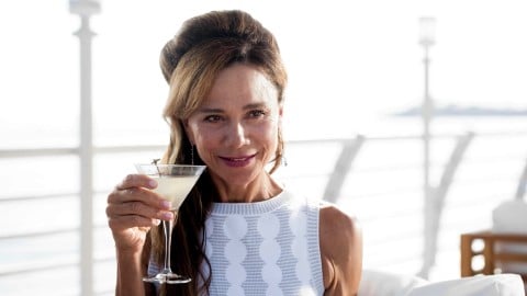 Lena Olin dans la série policière islandaise The Darkness