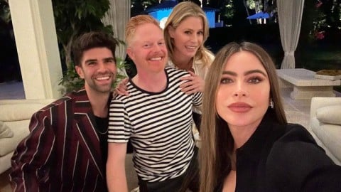 Réunion de famille moderne !  Dîner « familial » pour Sofia Vergara, Jesse Tyler Ferguson et Julie Bowen