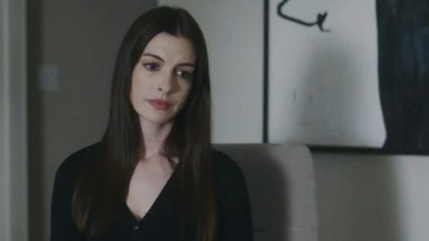 She Came to Me, Anne Hathaway alors que Patricia luttait contre son perfectionnisme
