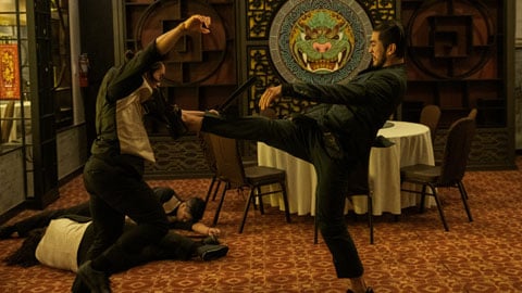 La bande-annonce officielle de la série télévisée avec Michelle Yeoh est à couper le souffle avec des bagarres et des rires