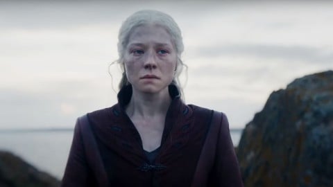 Le feu et le sang s'entrechoquent dans la première bande-annonce de la saison deux