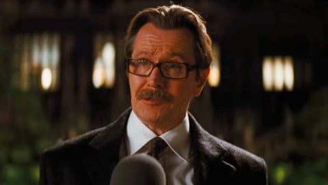 Batman, Gary Oldman révèle le contenu d'une note reçue de Christopher Nolan