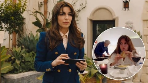 Emmy, Sabrina Impacciatore sauvée par "un tailleur mexicain et une cuisse de poulet" : que s'est-il passé