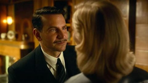 La Foire des Illusions - Nightmare Alley, l'arnaque astucieuse de Bradley Cooper en première télé sur Rai 3
