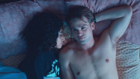 La bande-annonce officielle italienne de la série Netflix basée sur le roman de David Nicholls