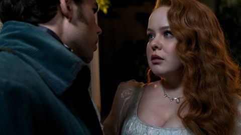 Comment Luke Newton et Nicola Coughlan ont transformé l'amitié en amour