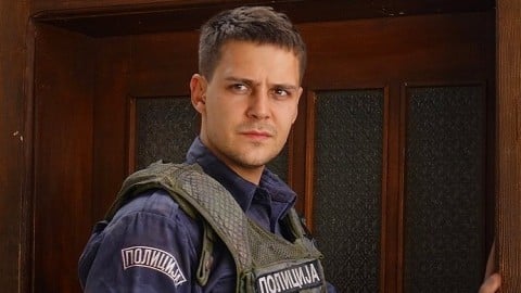 L'acteur serbo-russe Milos Bikovic licencié après les manifestations du gouvernement ukrainien