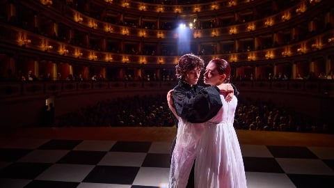 Roméo est Juliette Critique